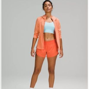 Lululemon Tracker Low-Rise Lined Short 4"